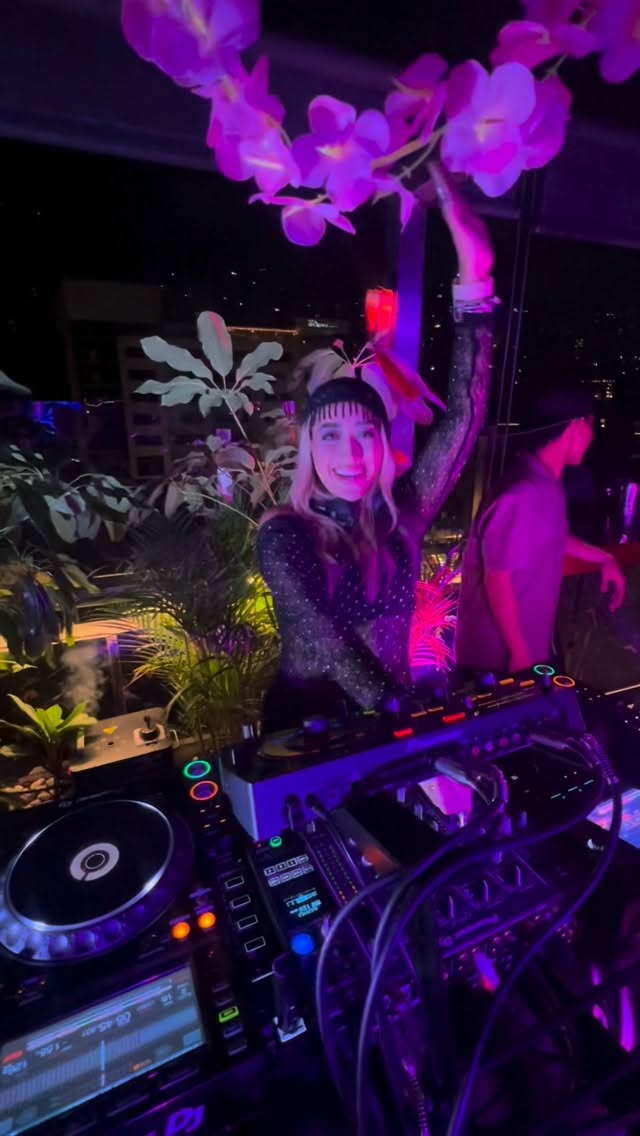 Video 1 from 360° Rooftop Bar at Hotel Haven