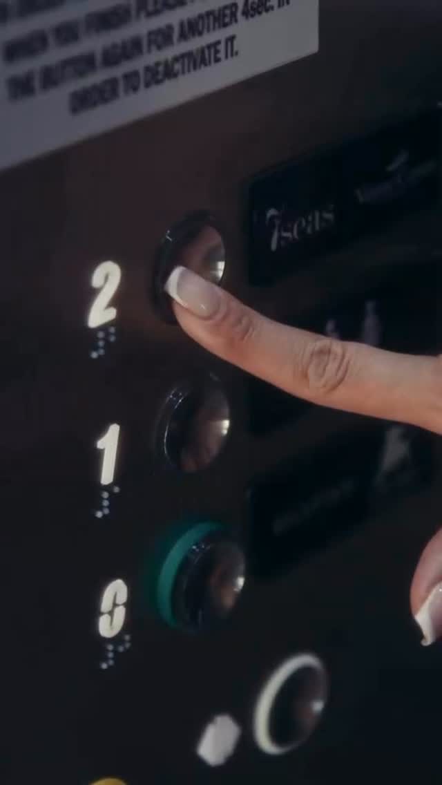 Video 7 from 7 Seas Bar