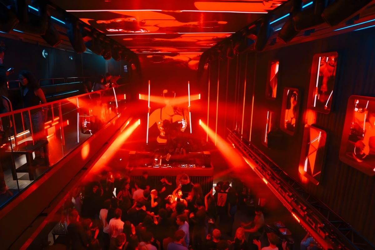 77 London, a night club in London, England — photo 1