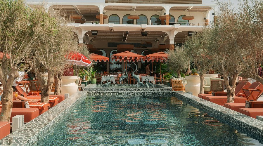 African Queen, a pool club in Dubai, UAE — photo 6