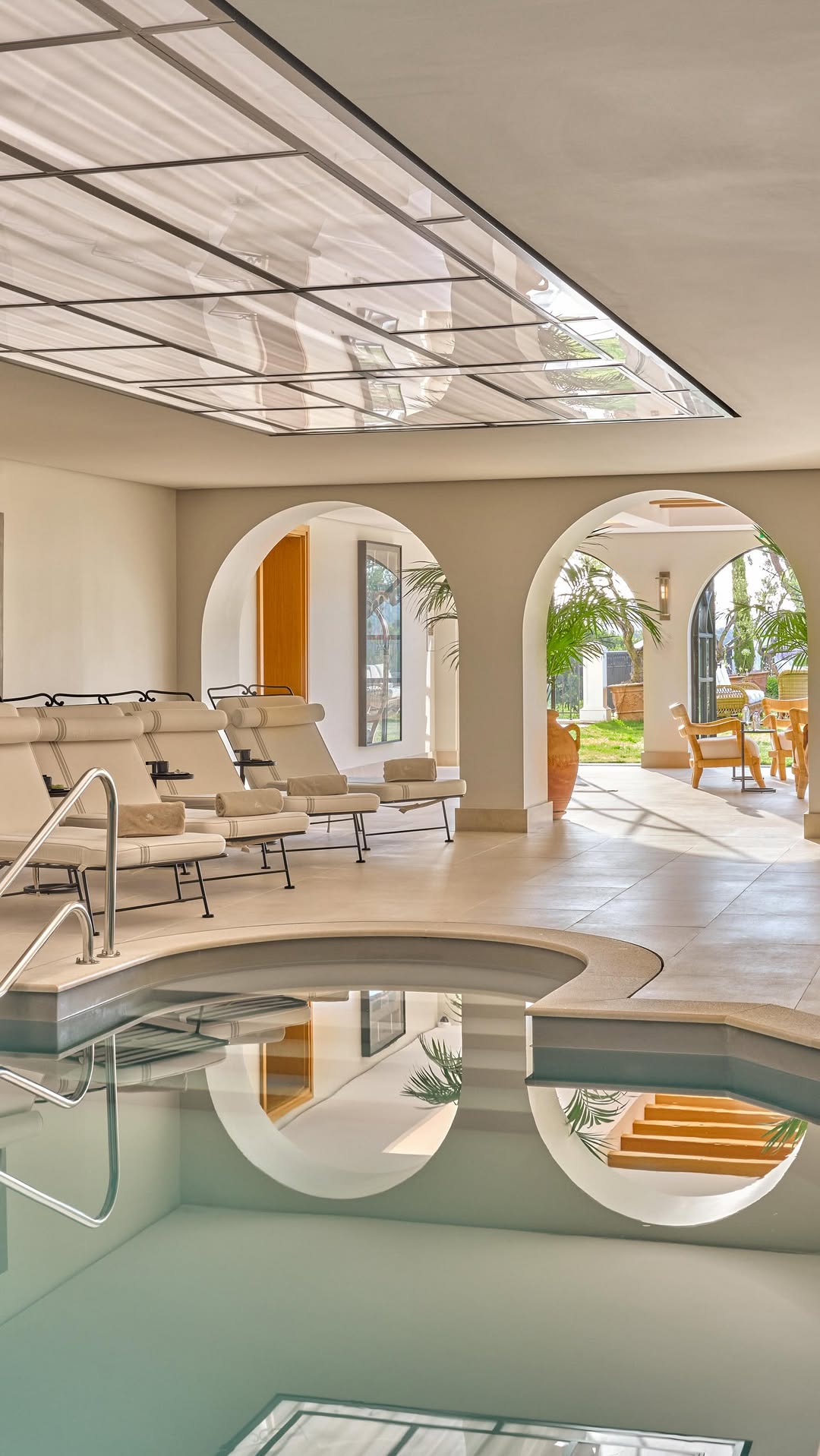 Video 8 from Airelles Beach Club