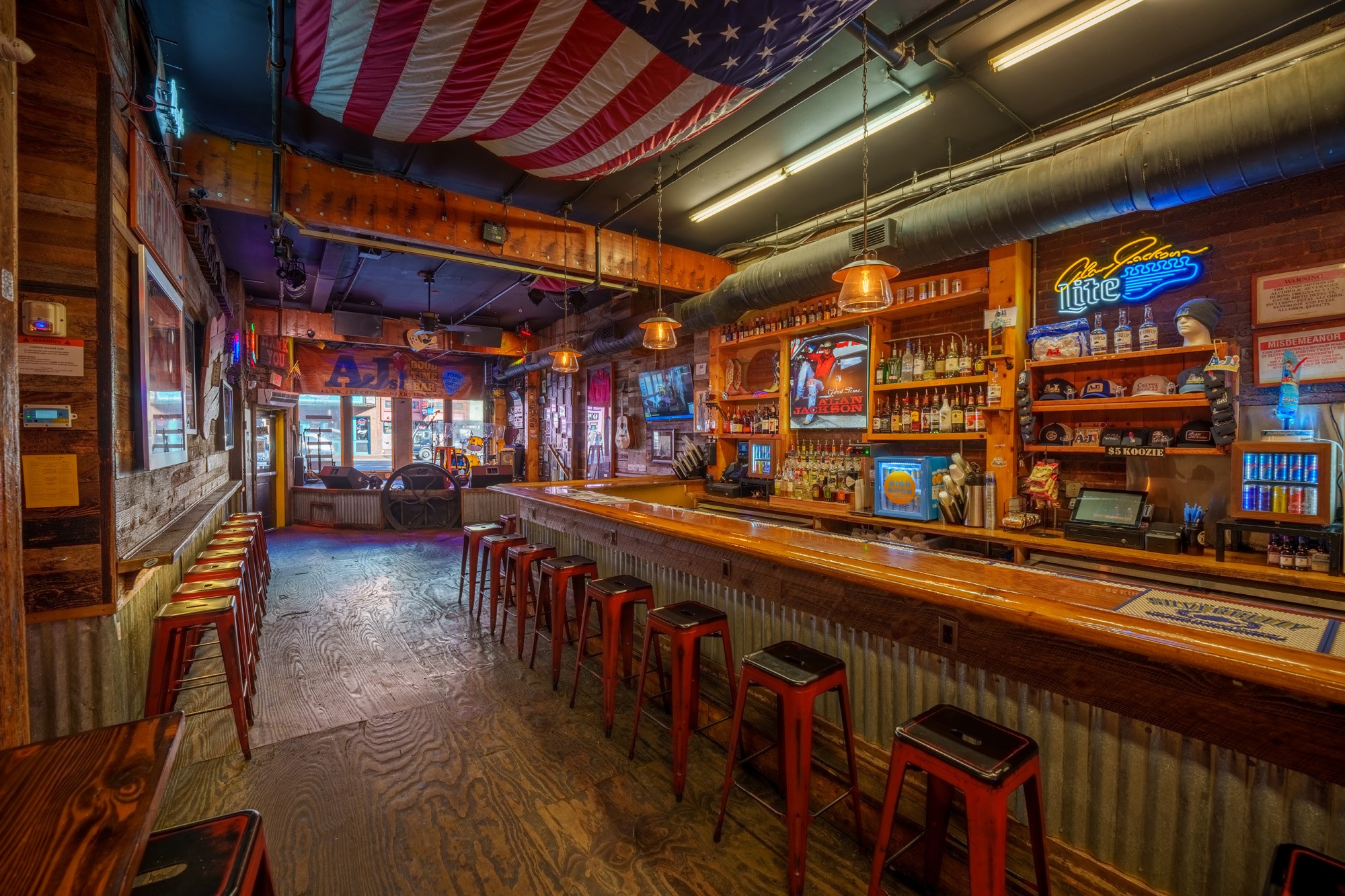 AJ's Good Time Bar, a bar in Nashville, USA — photo 2