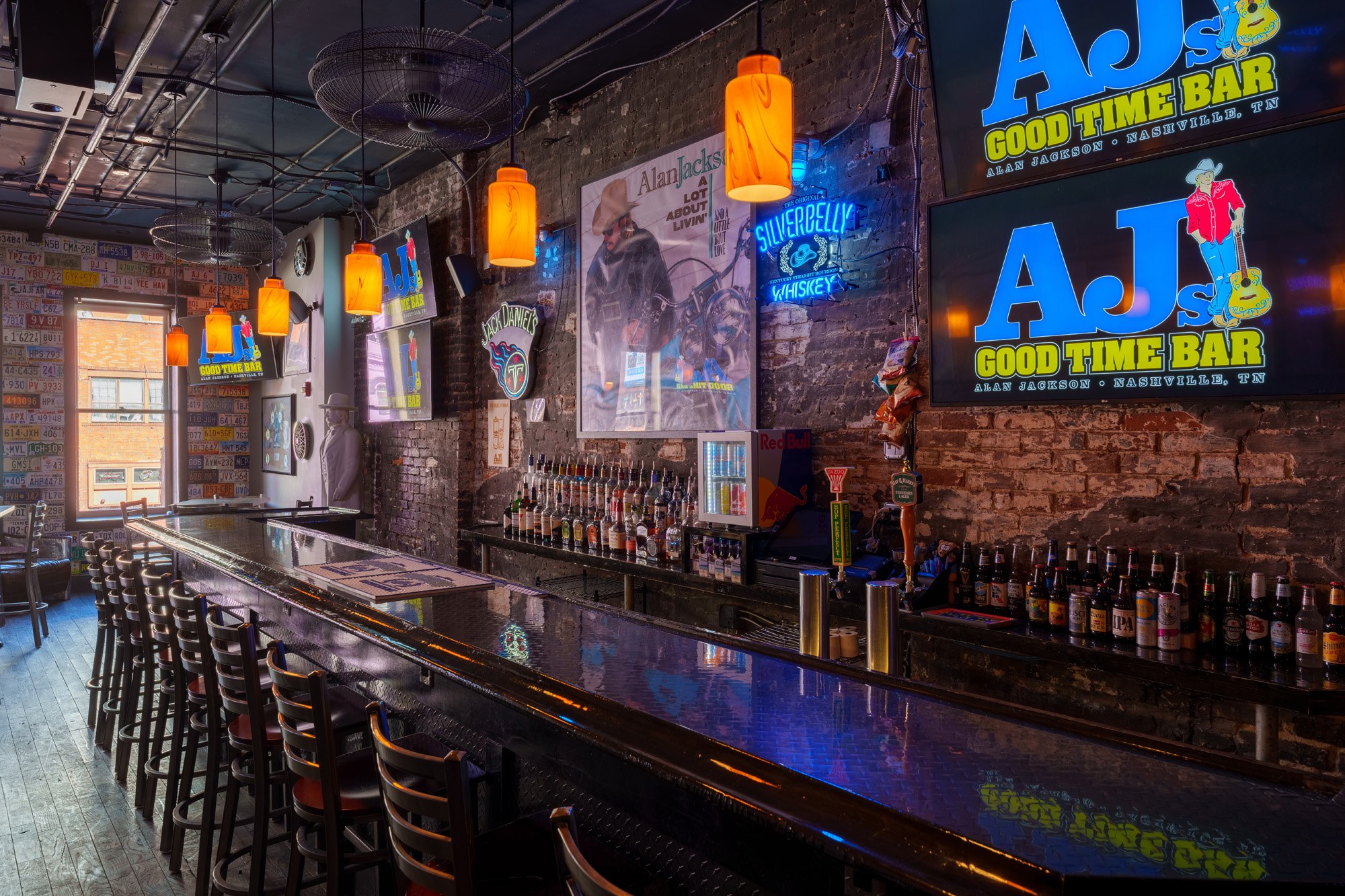 AJ's Good Time Bar, a bar in Nashville, USA — photo 5