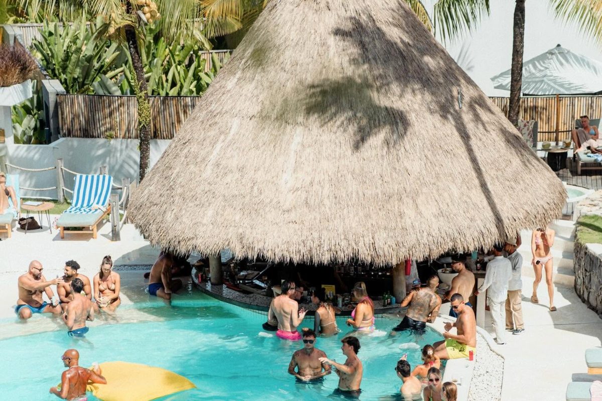 Alternative Beach, a pool club in Bali, Indonesia — photo 4
