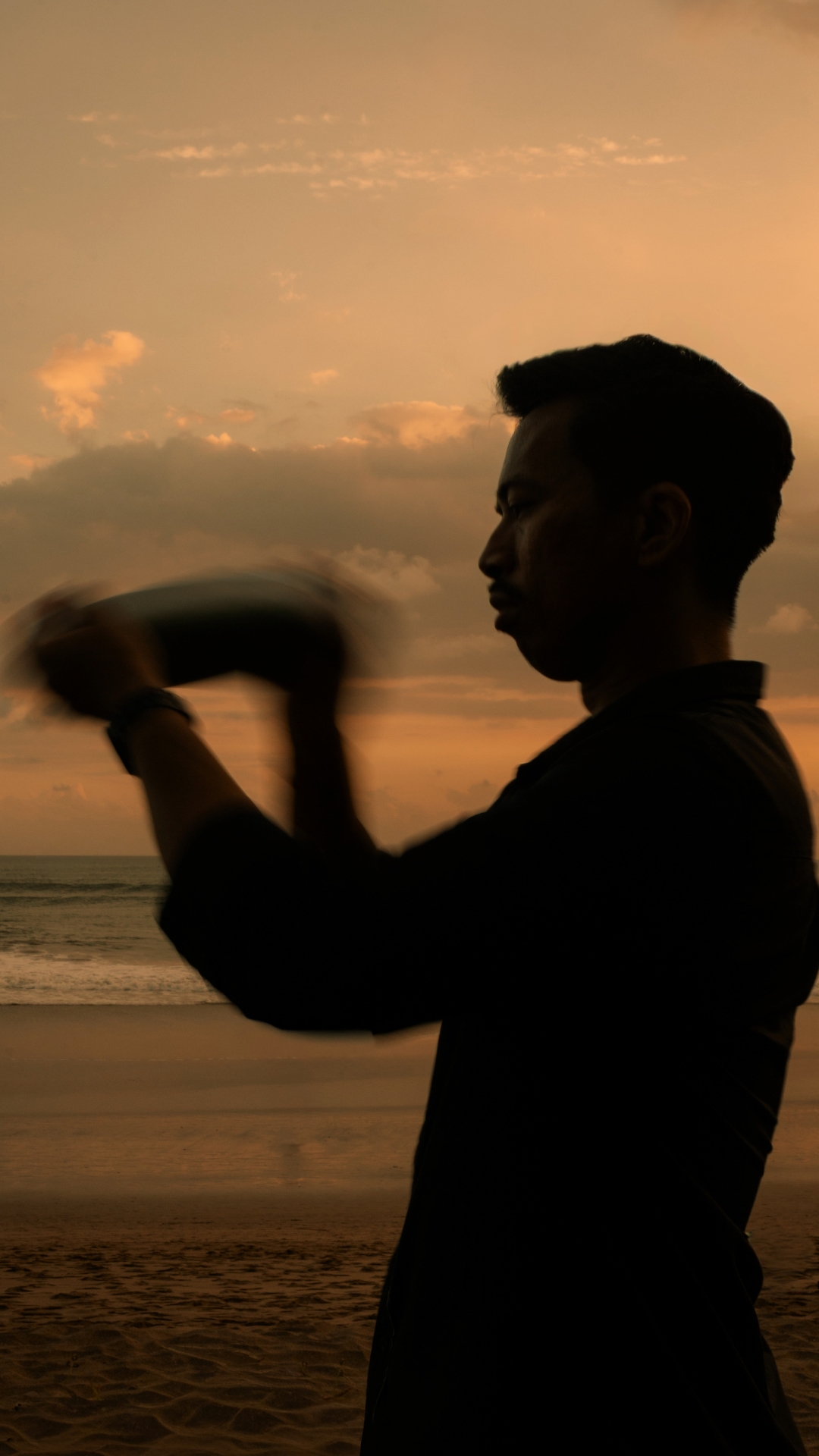 Video 7 from Alunê