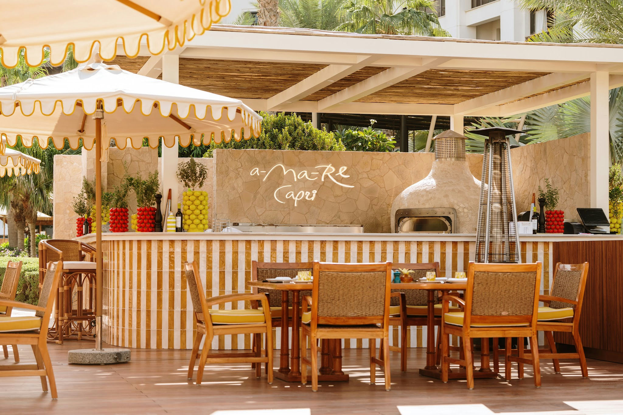 aMaRe Capri Dubai, a restaurant in Dubai, UAE — photo 2