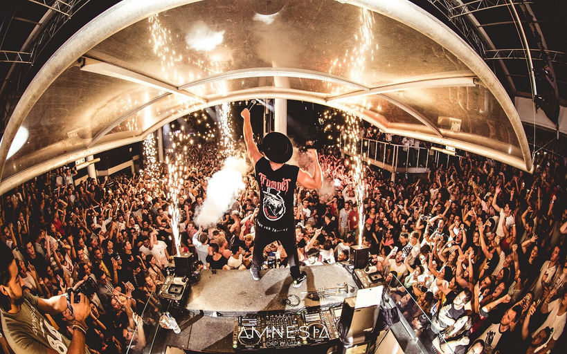 Amnesia  , a night club in Agde, France