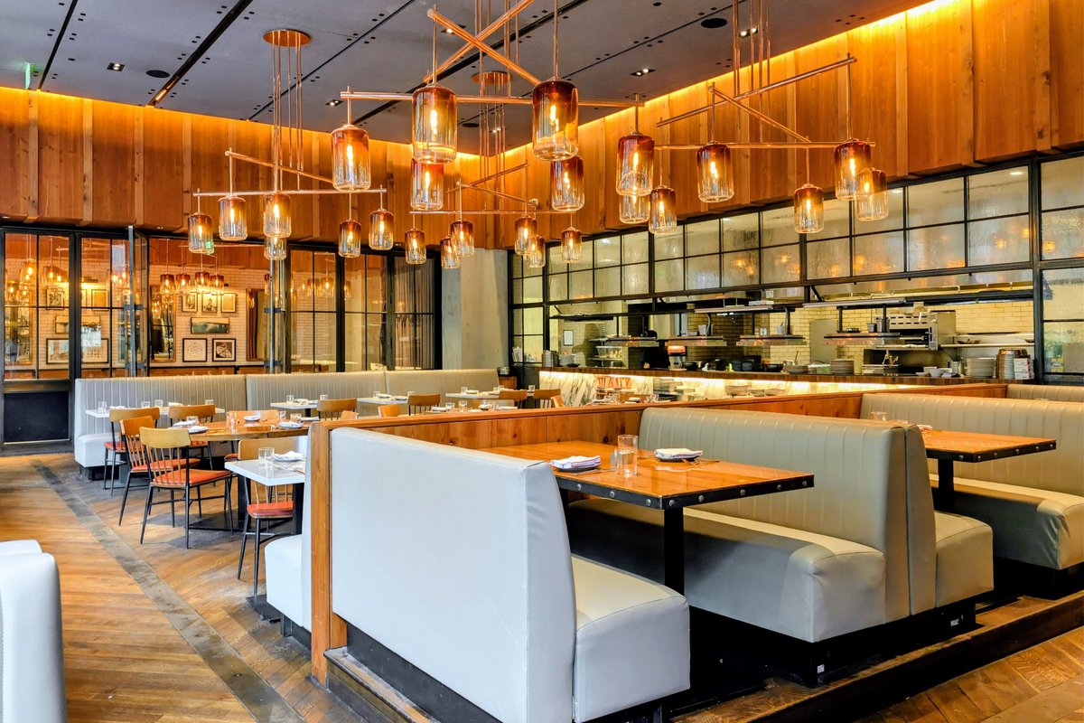 Angeline's, a restaurant in Charlotte, USA — photo 1