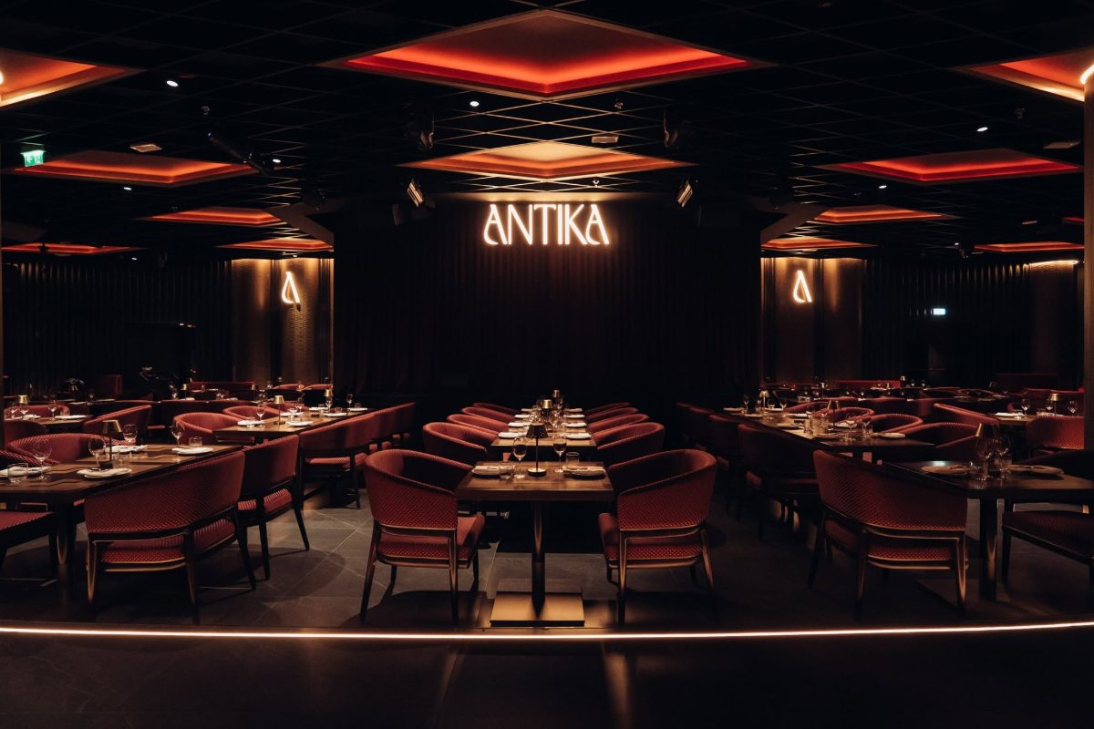 Antika, a lounge in Dubai, UAE — photo 1