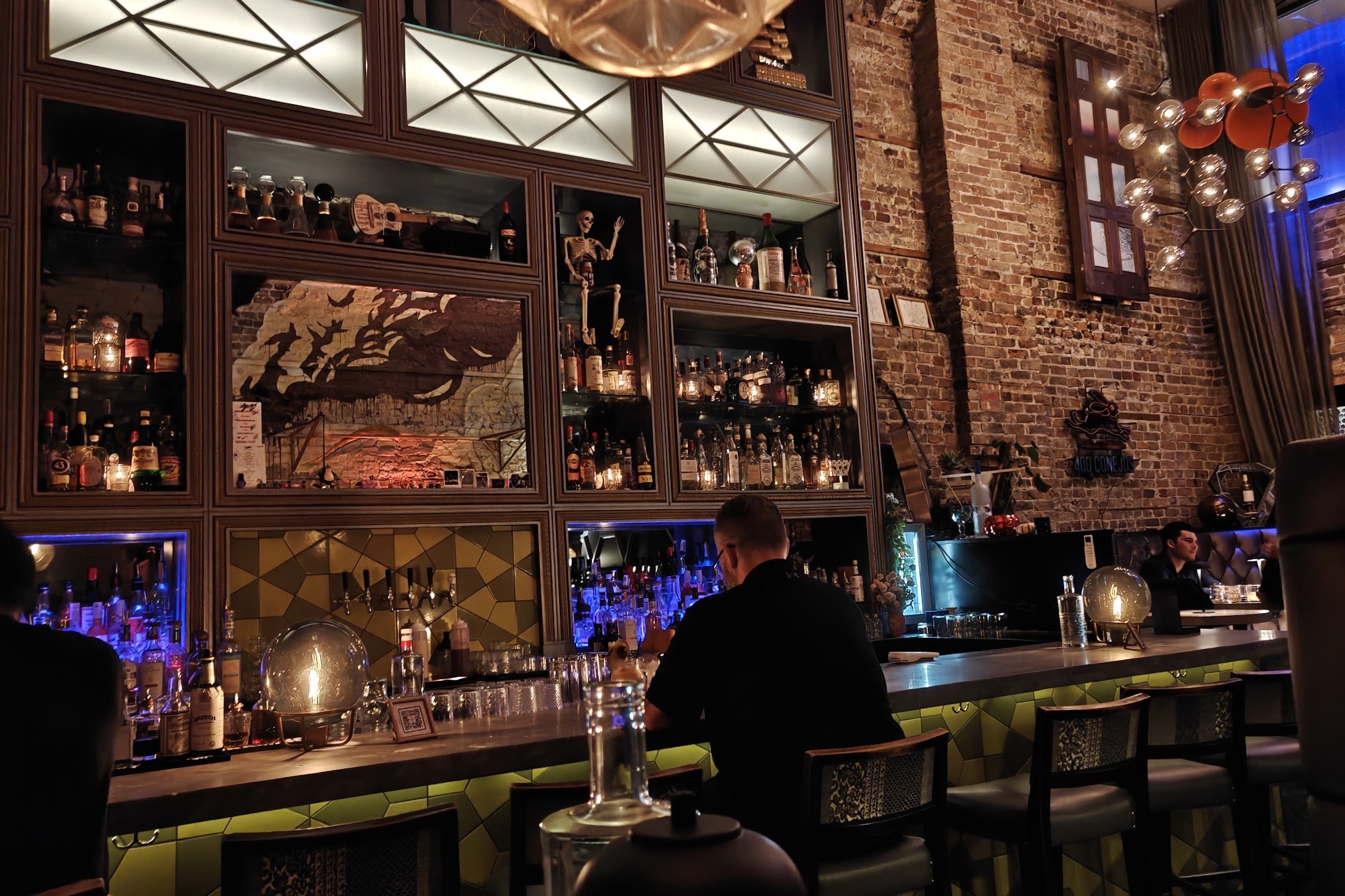 Arbella, a bar in Chicago, USA — photo 3