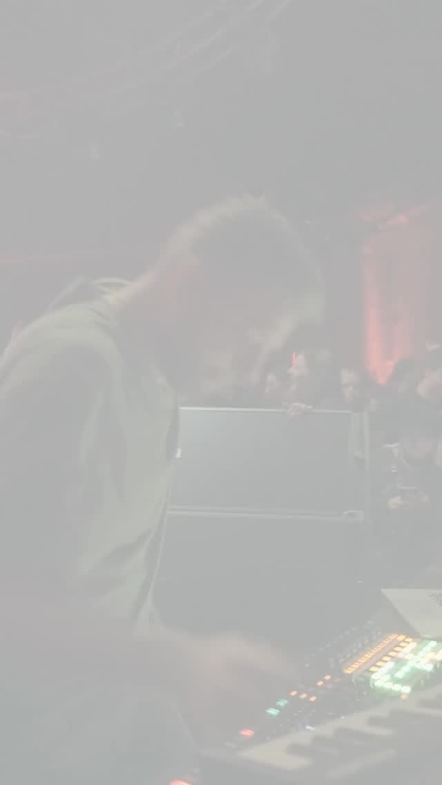 Video 2 from Aria Complex