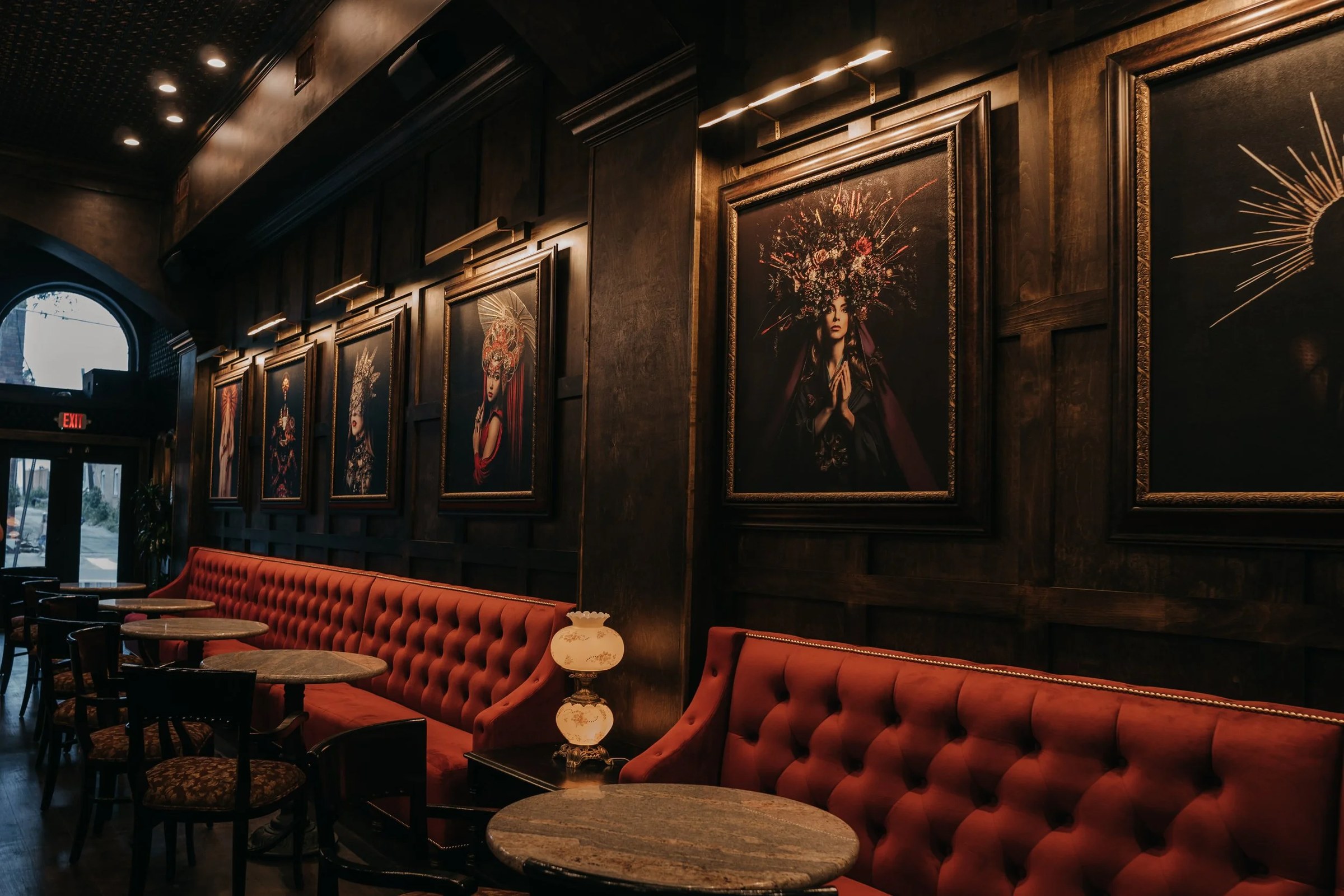 Atlas Bishop Arts, a bar in Dallas, USA — photo 3