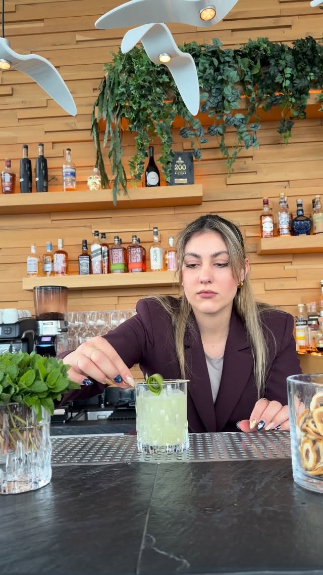 Video 4 from Aurora Rooftop Bar