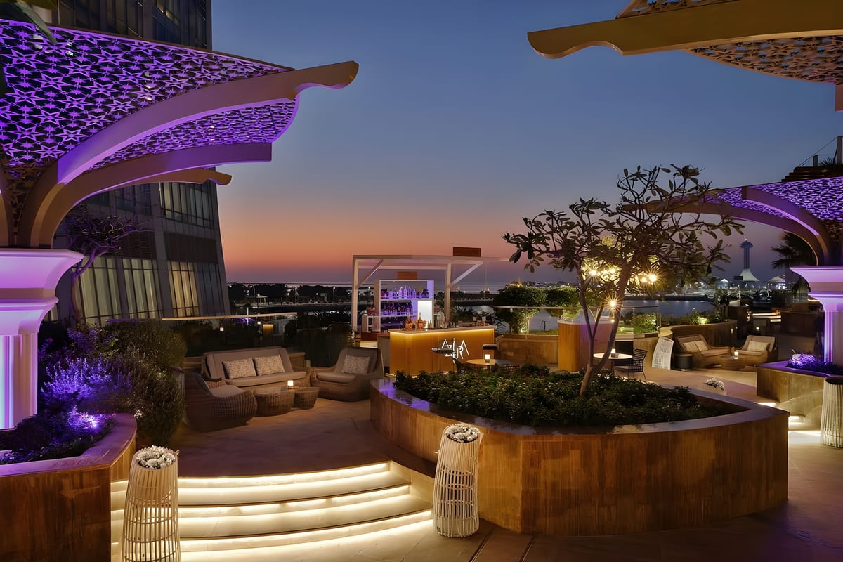 Azura Panoramic Lounge, a lounge in Abu Dhabi, UAE — photo 1