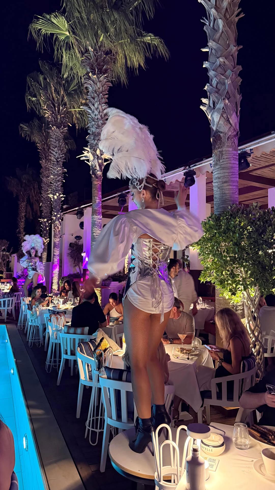 Video 6 from Bagatelle