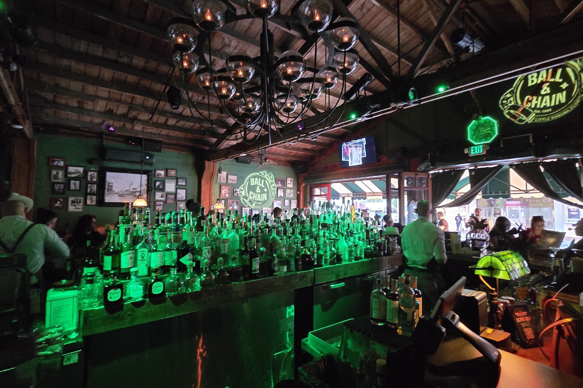 Ball & Chain, a bar in Miami, USA — photo 3