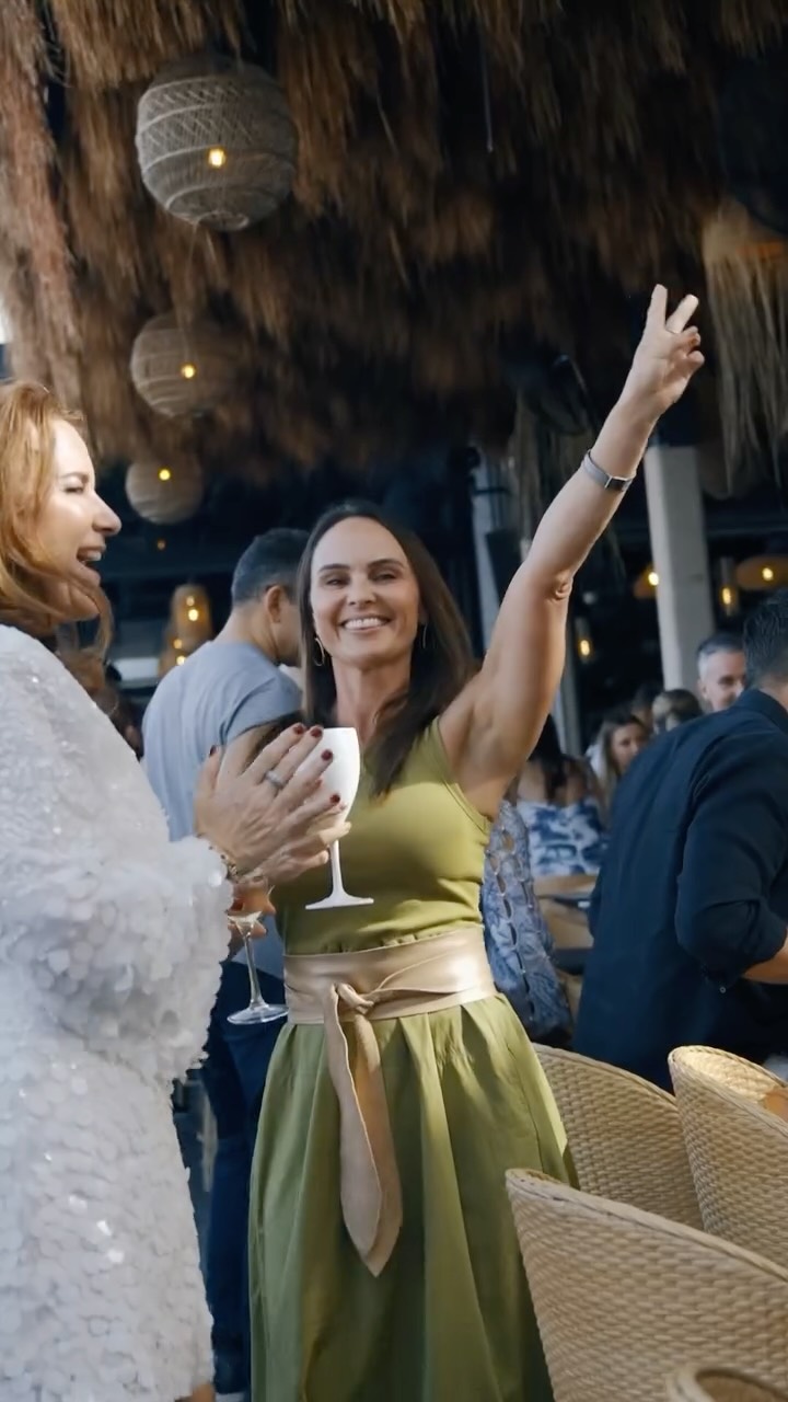 Video 6 from Bar Du Port