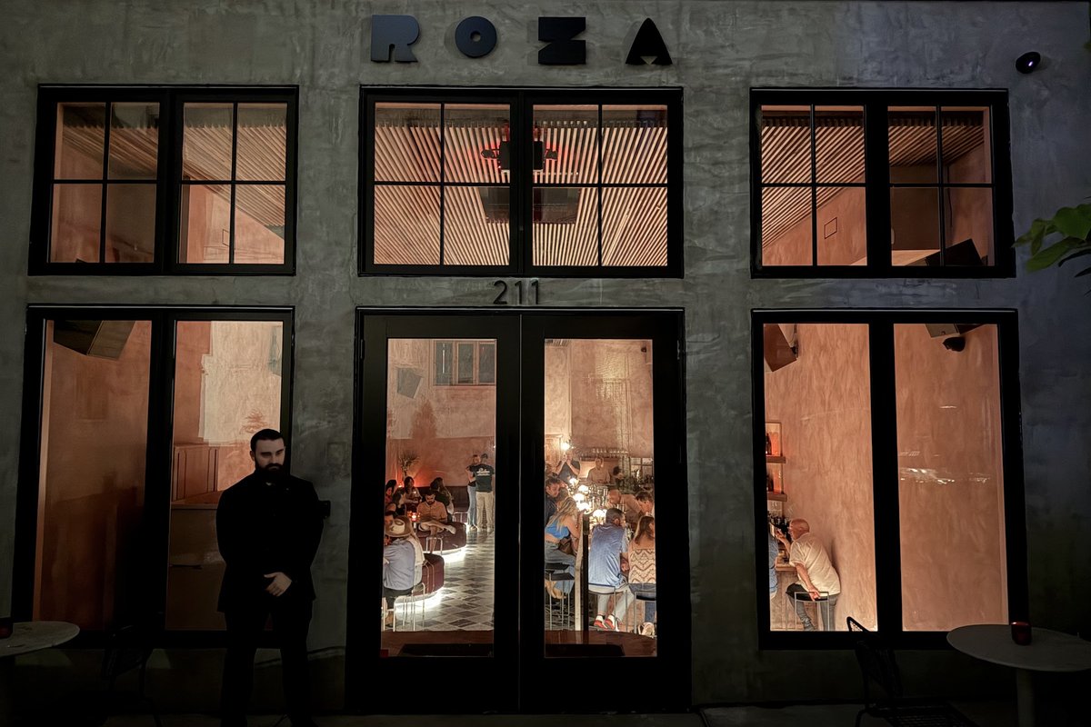 Bar Roza, a bar in Nashville, USA — photo 3