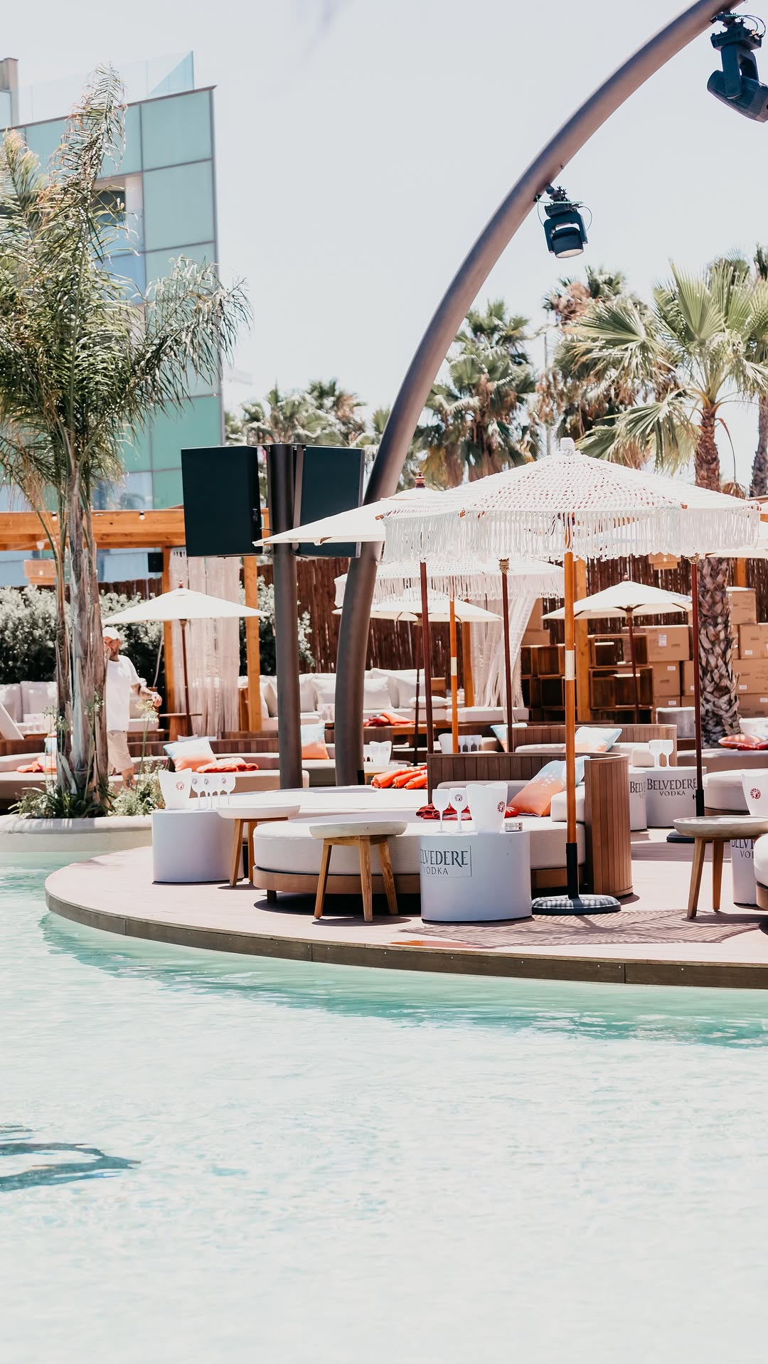 Video 2 from Bastian Beach Club