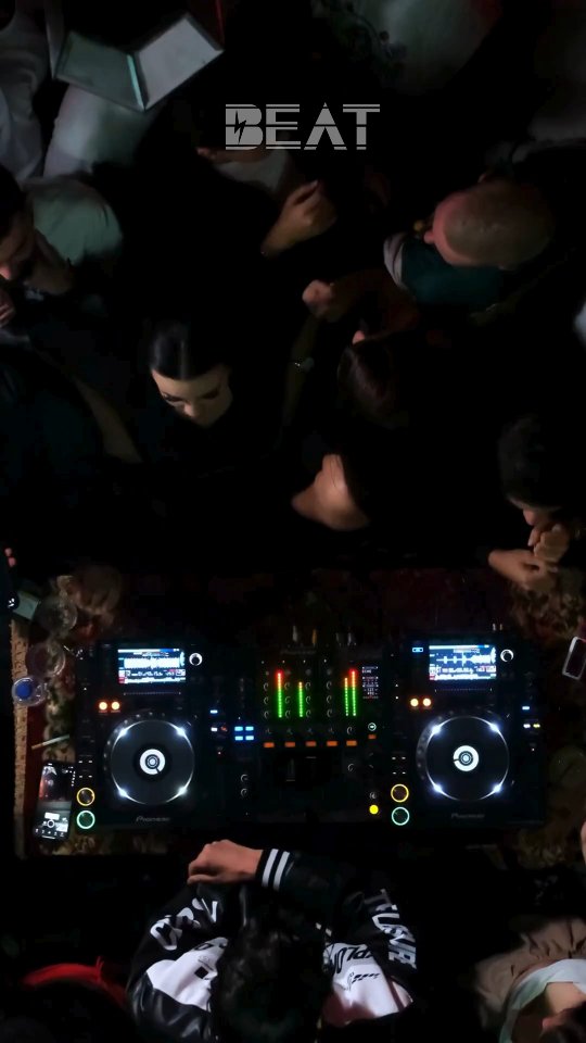 Video 5 from Beat