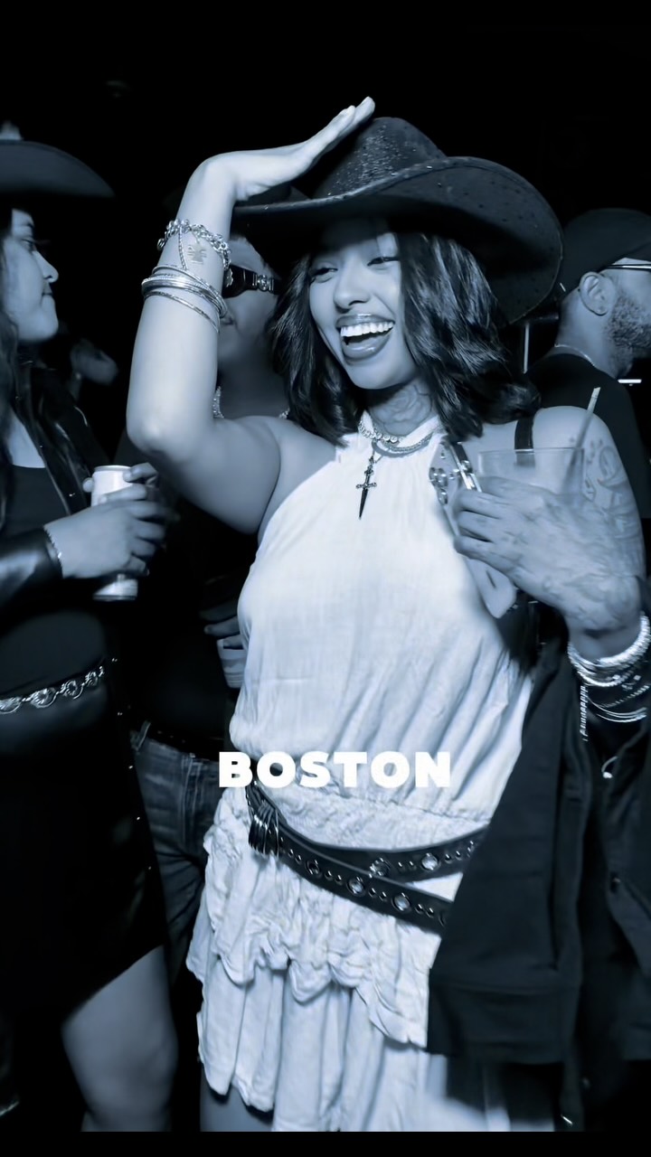 Video 7 from Bijou