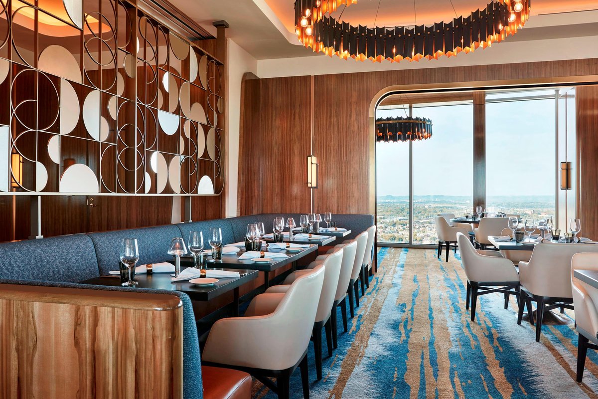 Bourbon Steak by Michael Mina, a restaurant in Nashville, USA — photo 1