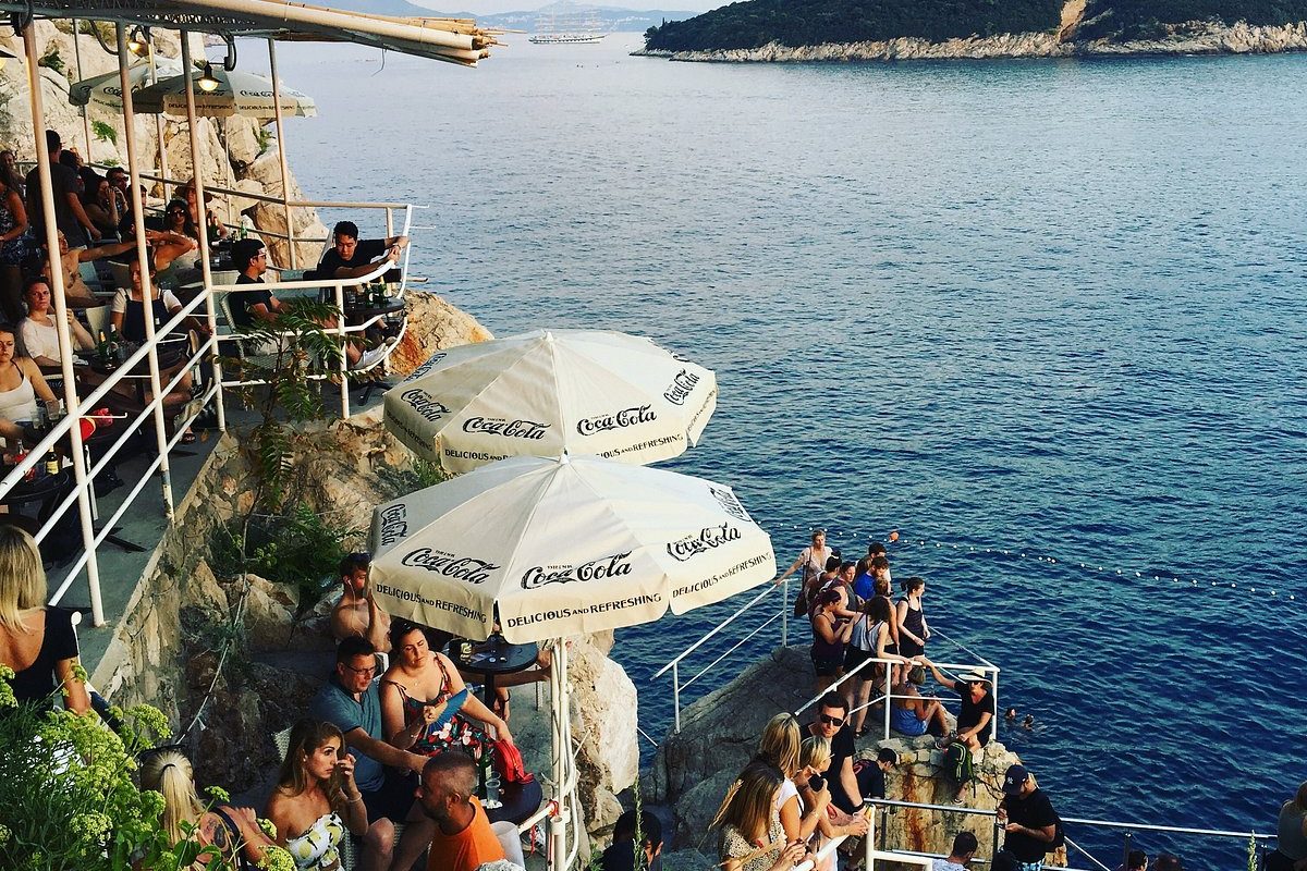 Buža Bar, a restaurant in Dubrovnik, Croatia — photo 2