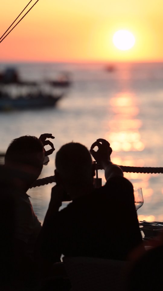 Video 1 from Café del Mar  