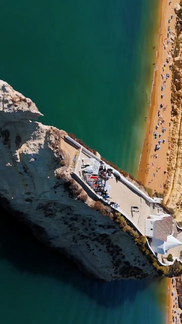 Video 8 from Castelo Beach Club