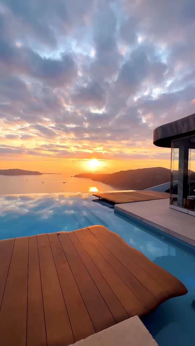 Video 8 from Cavo Tagoo