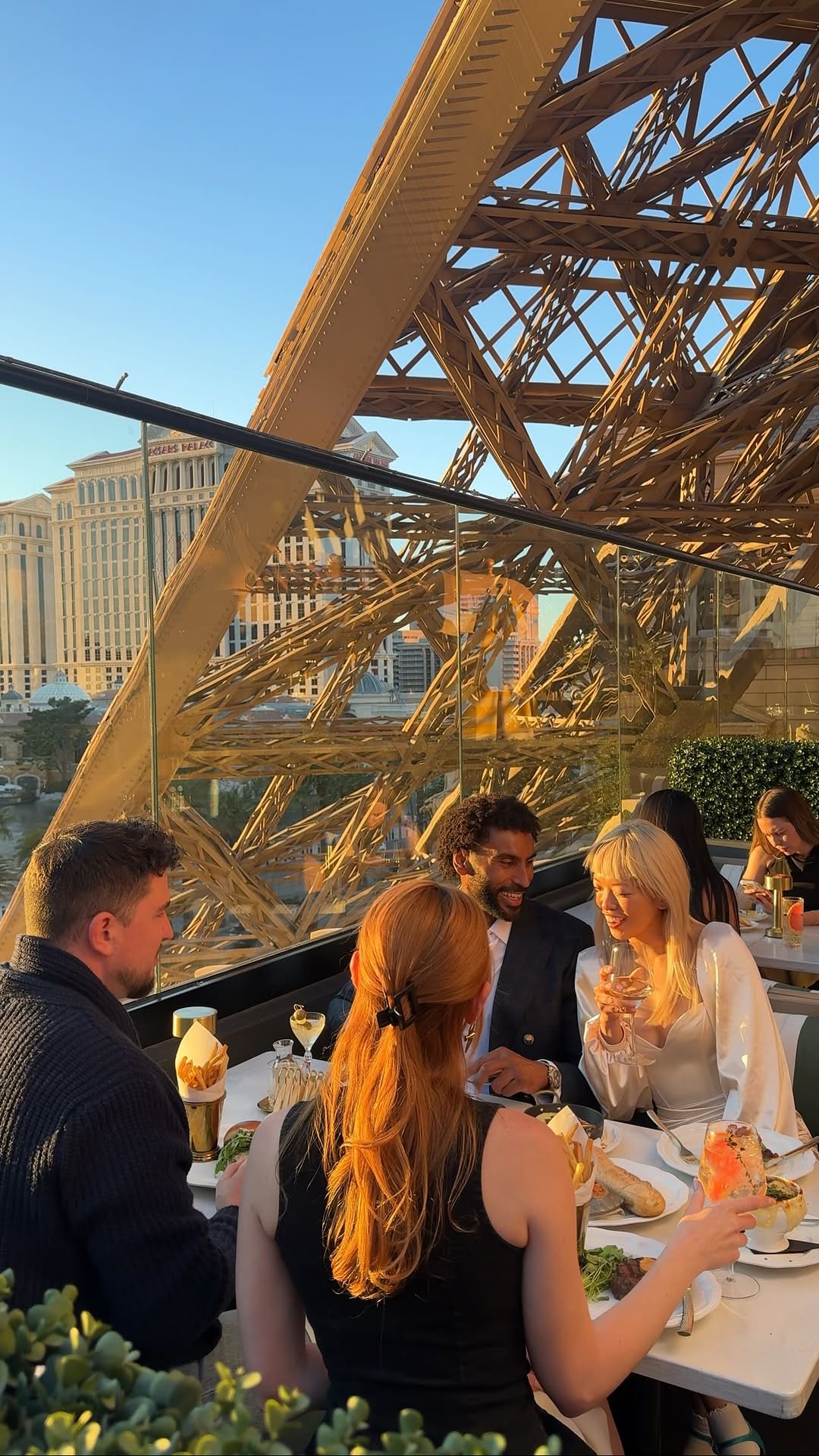 Video 5 from Chéri Rooftop