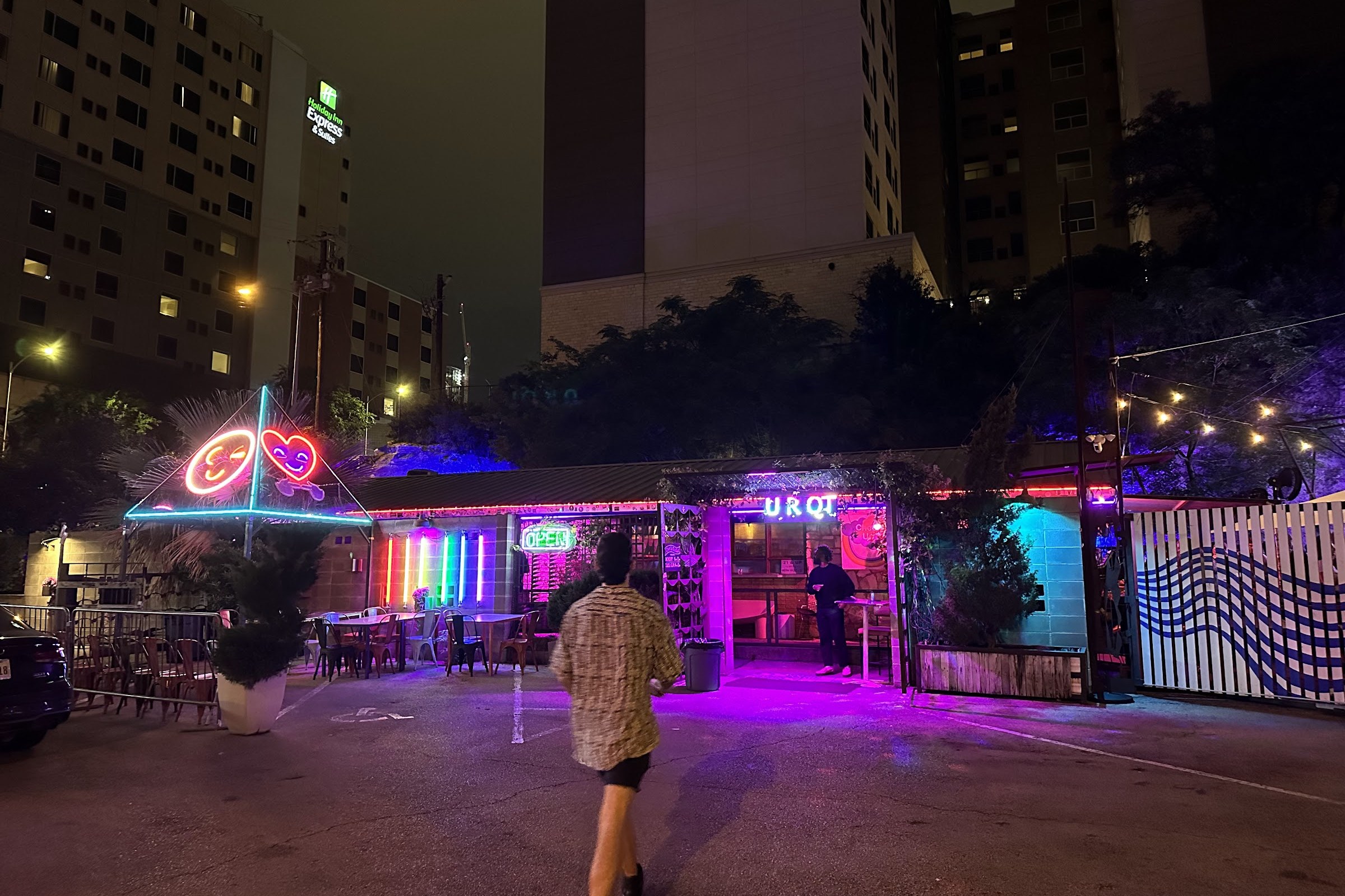 Cheer Up Charlies, a bar in Austin, USA — photo 3