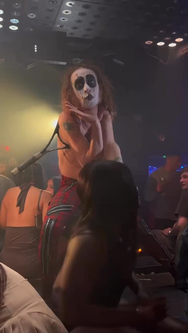 Video 8 from Cirque Le Soir