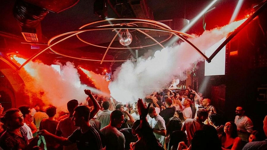 Club 305 , a night club in Split, Croatia