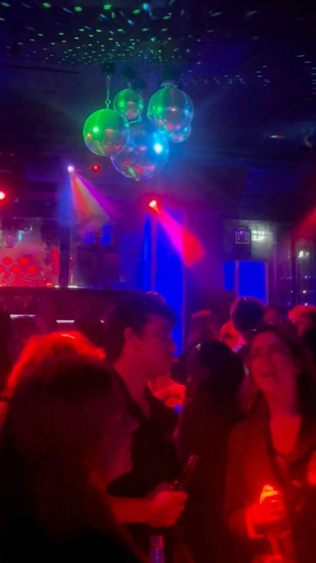 Video 4 from Club Retro  