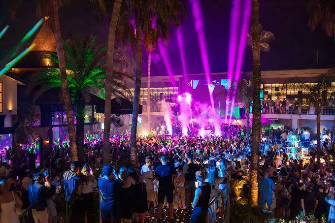 Club Summer Garden, a night club in Antalya, Turkey