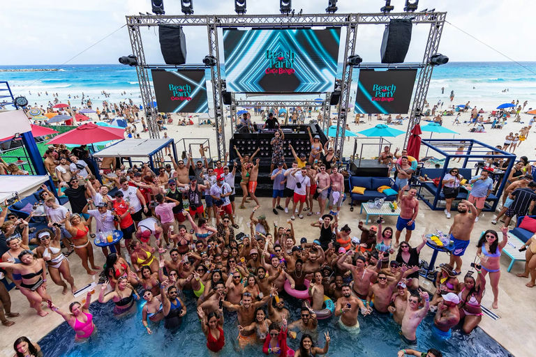 Coco’s Beach Club, a beach club in Cancun, Mexico