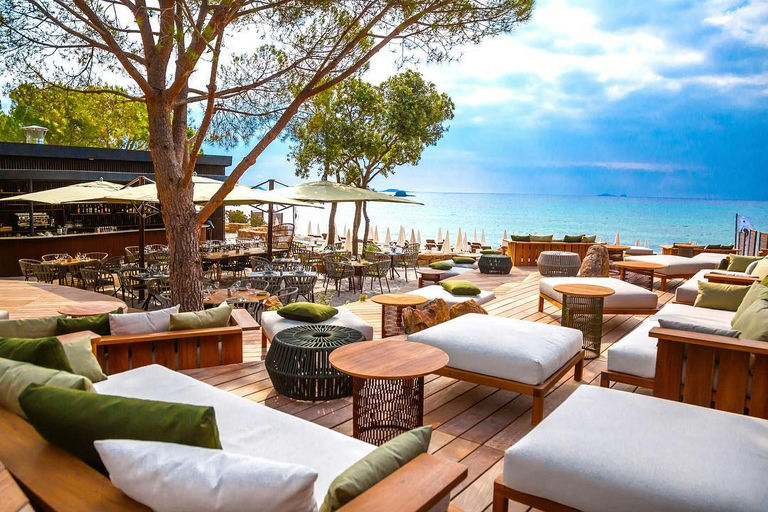 Da Mare By Sea Lounge, a beach club in Corsica, France