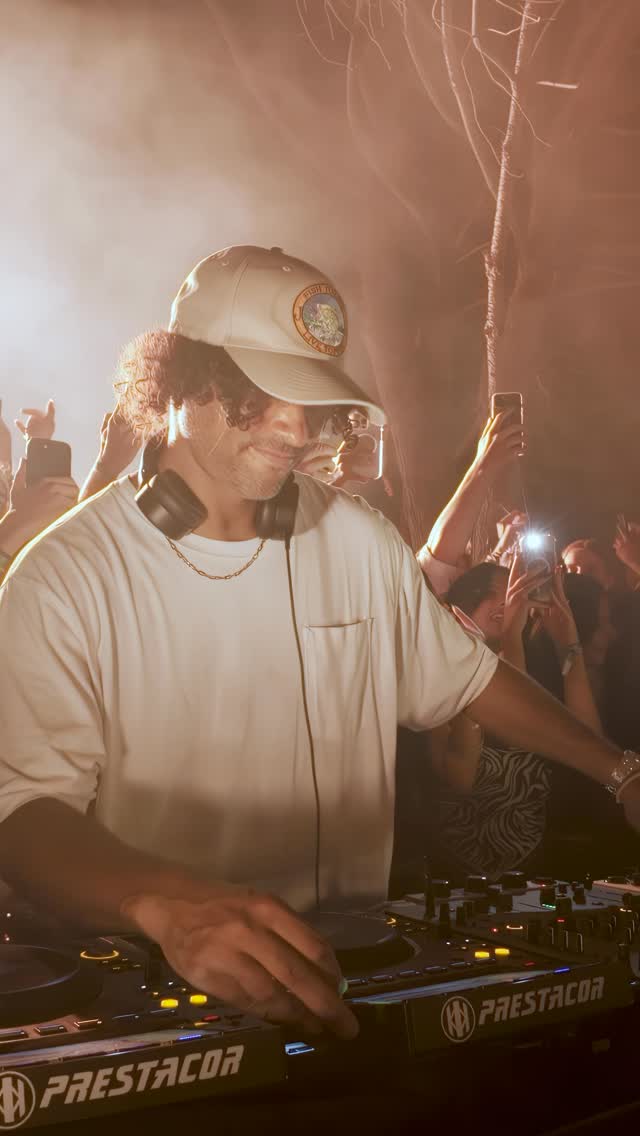 Video 4 from Da Mare By Sea Lounge