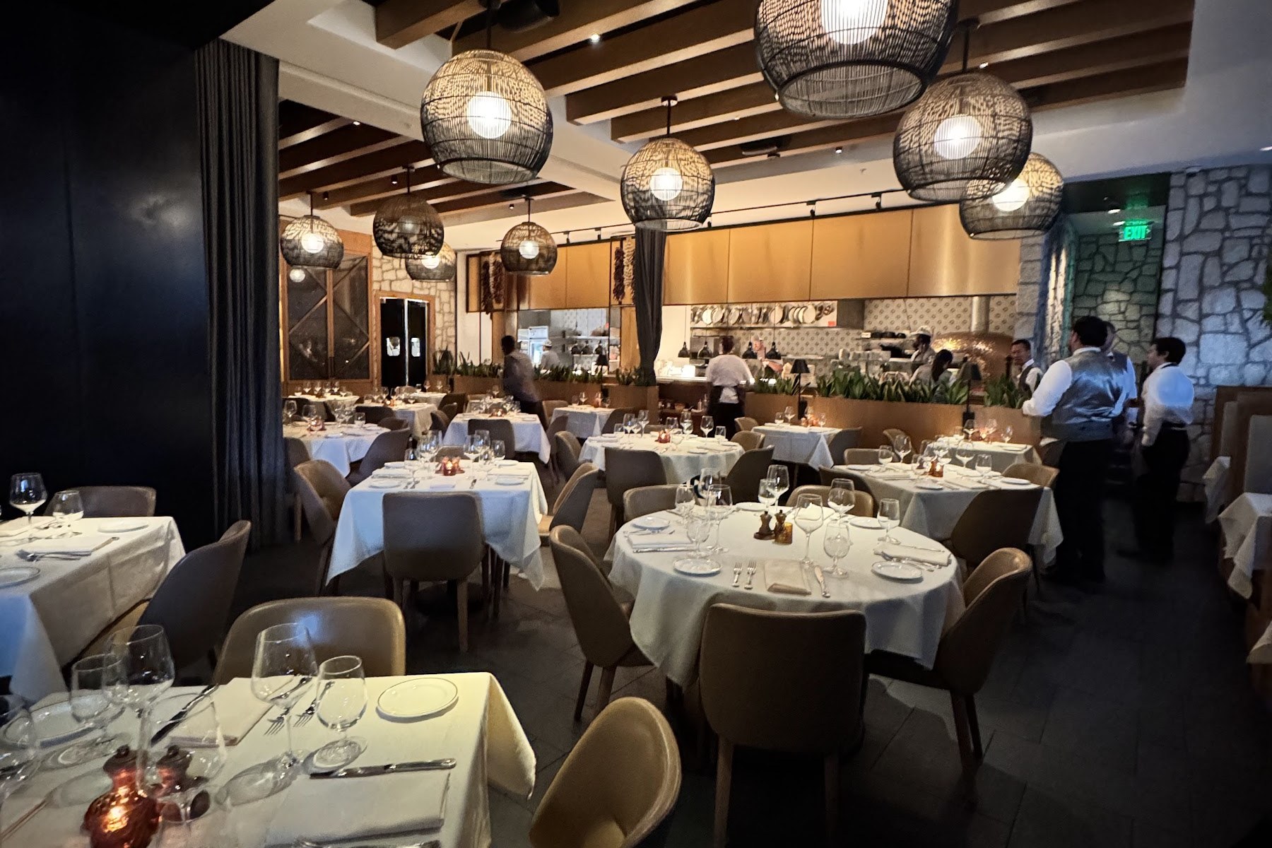 Dean's Italian Steakhouse, a restaurant in Charlotte, USA — photo 2