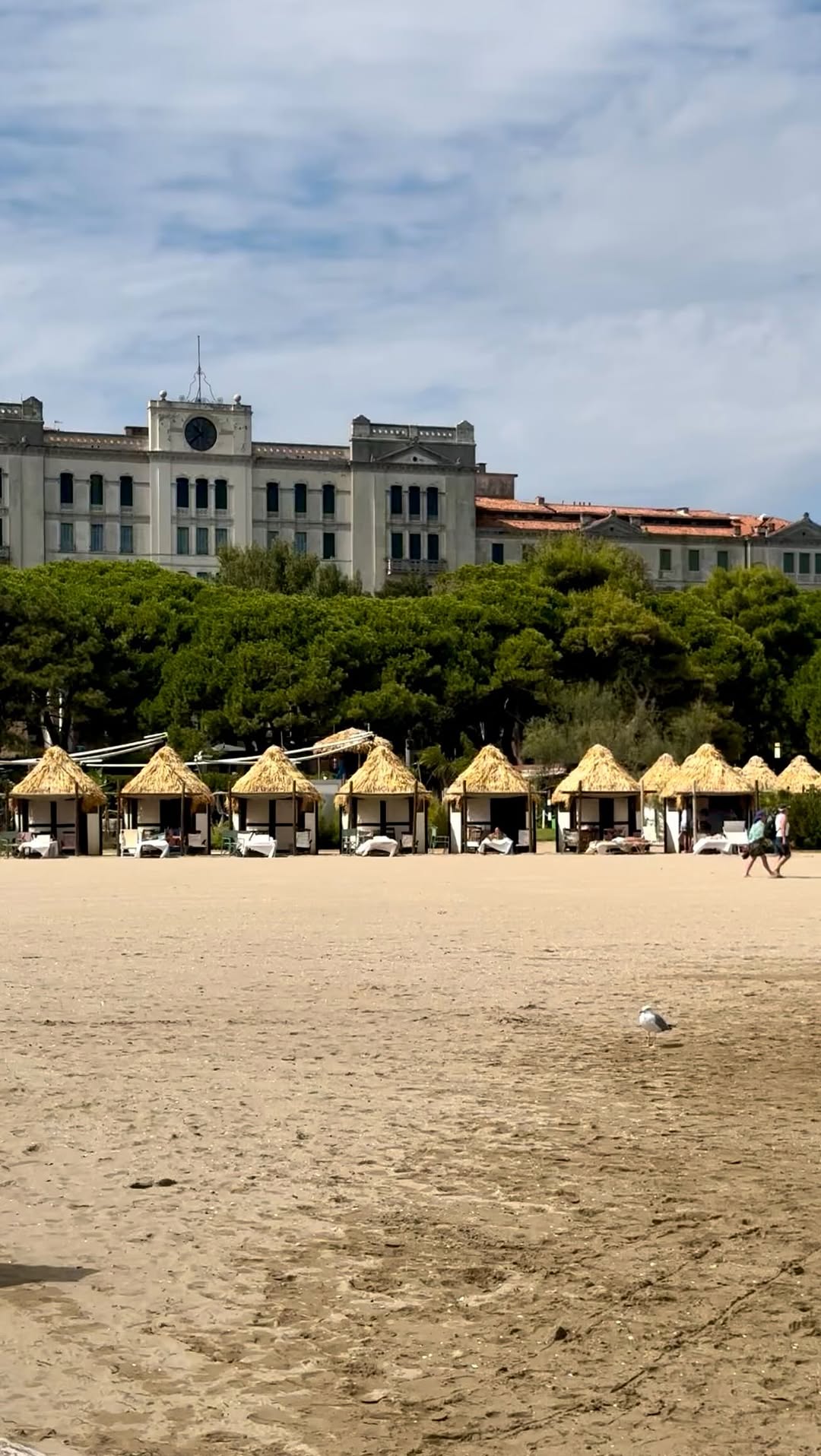 Video 3 from Des Bains 1900 Beach Club