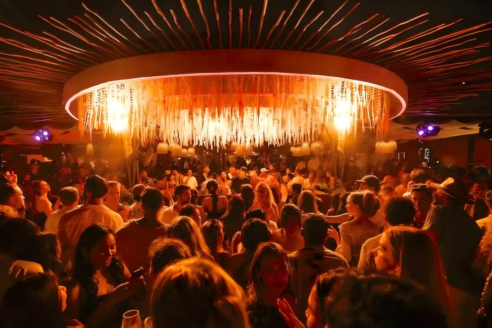 Desa Kitsuné, a night club in Bali, Indonesia — photo 6