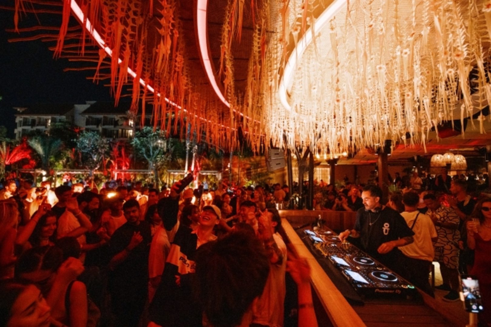 Desa Kitsuné, a night club in Bali, Indonesia — photo 4