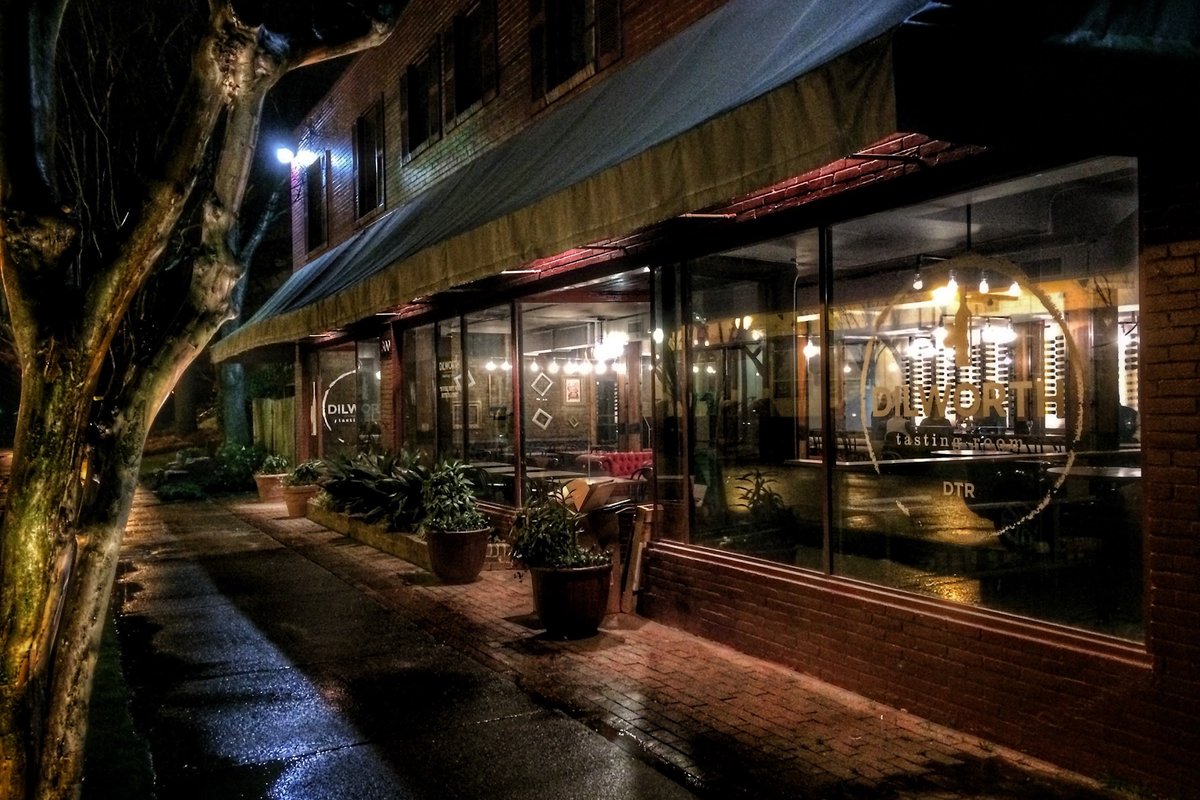 Dilworth Tasting Room, a bar in Charlotte, USA — photo 3