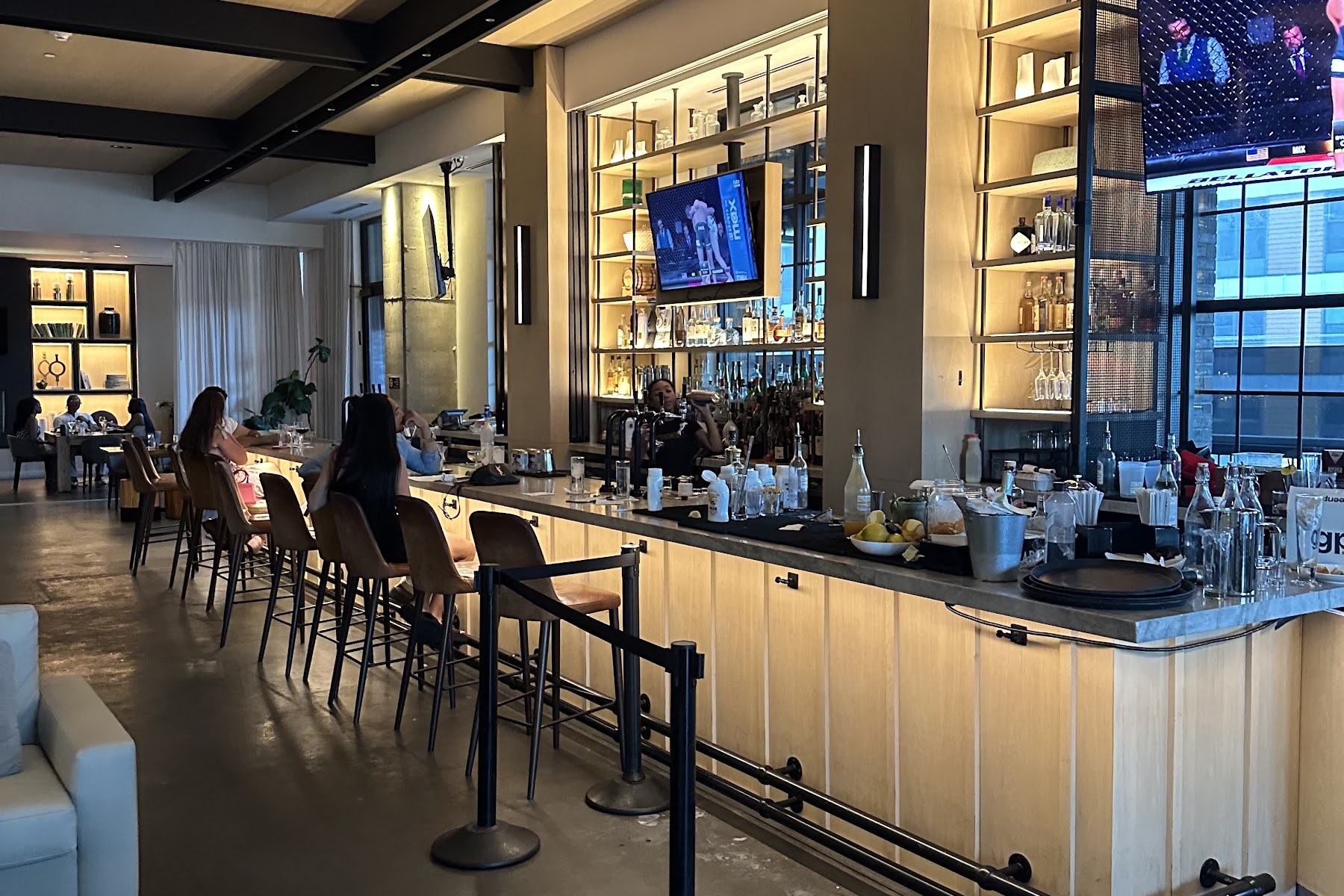 Drawbar, a bar in Atlanta, USA — photo 3