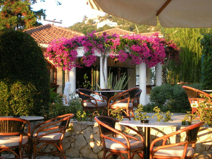 Eden Bar, a restaurant in Kefalonia, Greece