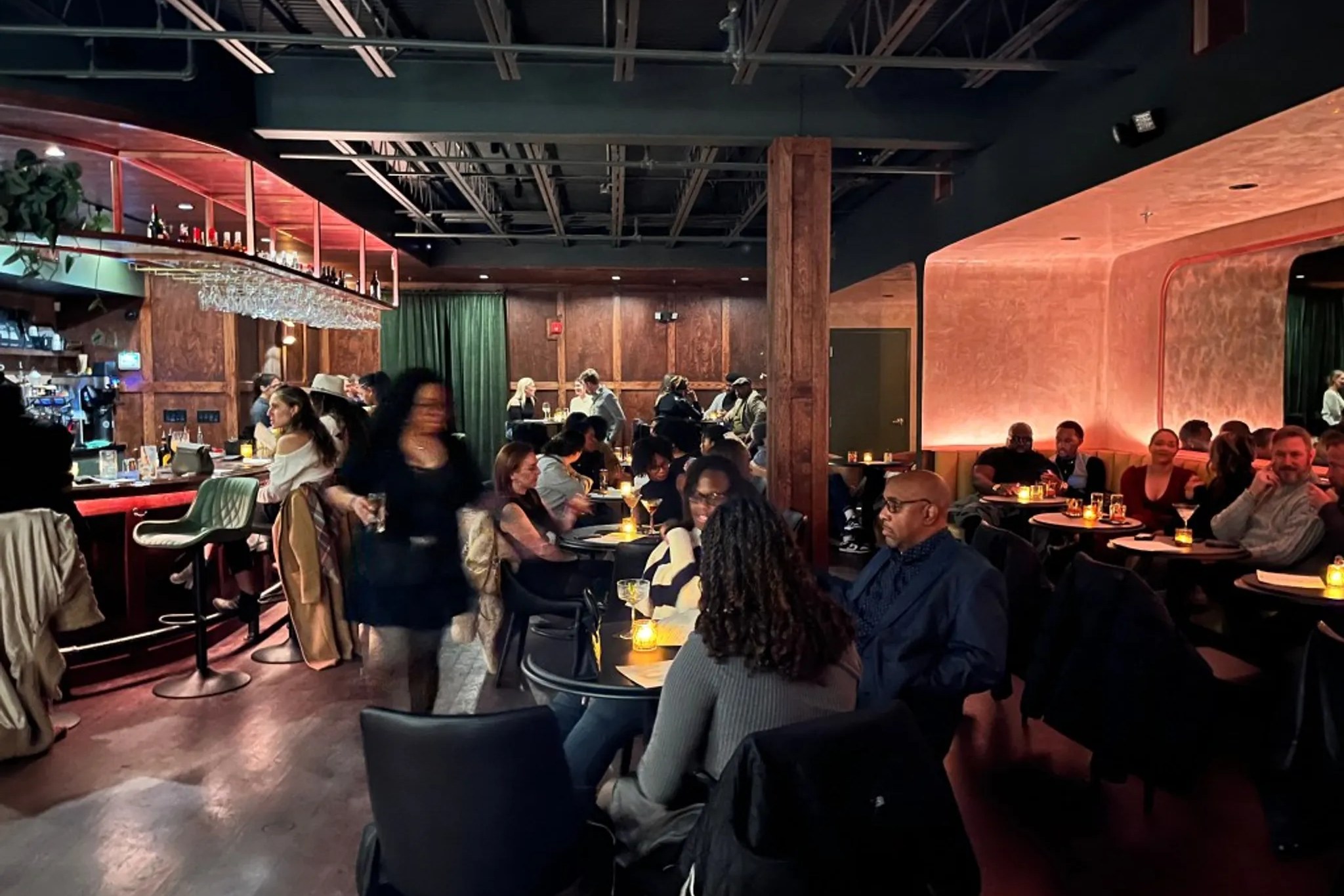 Eighty Eights Coffee & Cocktails, a bar in Charlotte, USA — photo 2