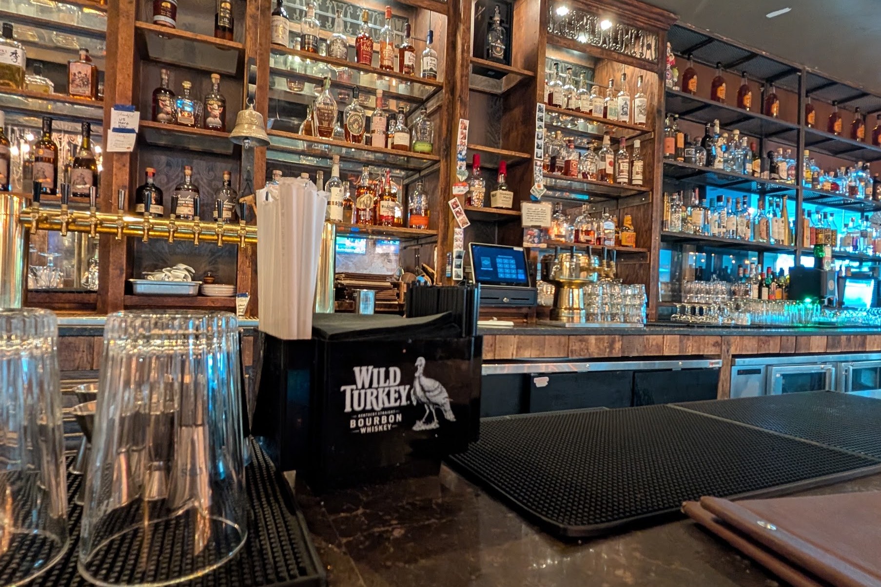 Establishment, a bar in Atlanta, USA — photo 2