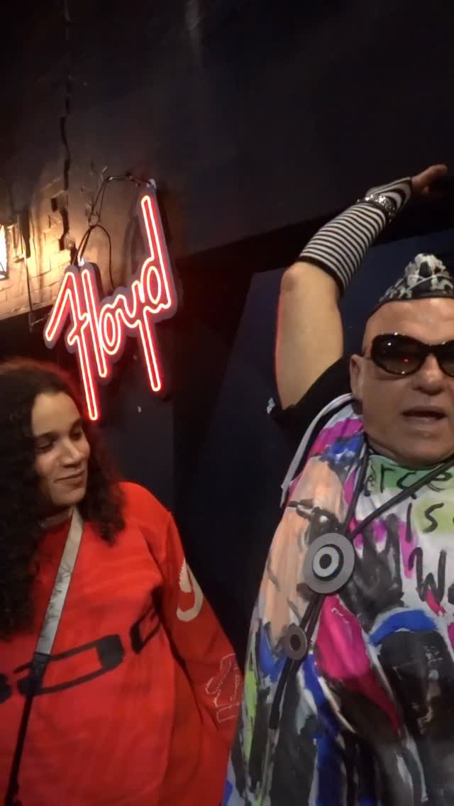 Video 4 from Floyd 