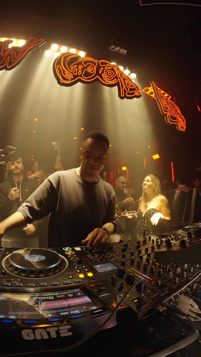 Video 1 from Gate Club Paris